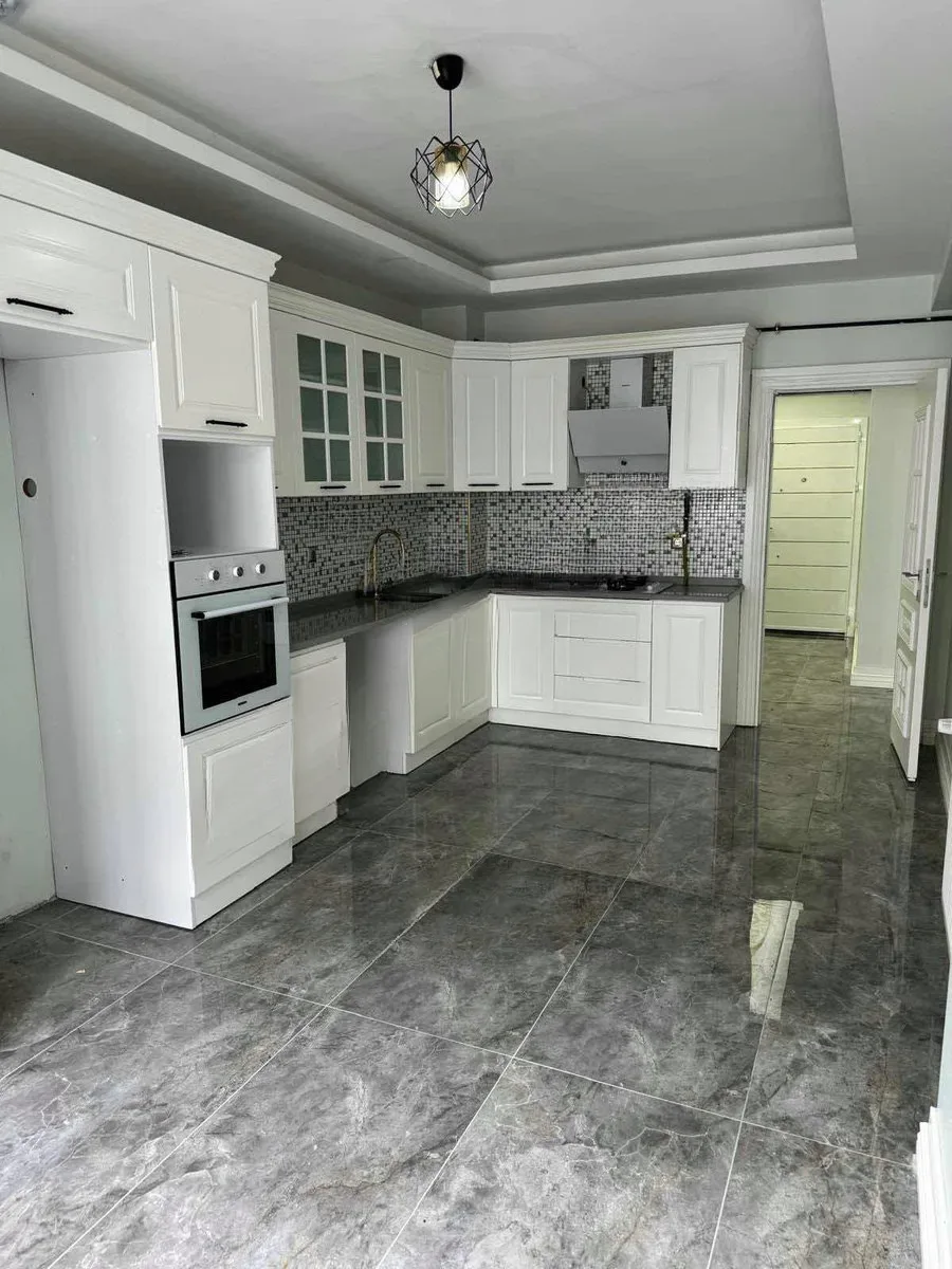 Palandöken Hüseyin Avni Ulaş'ta 3 Yaşında 6. Kat 210 m² 4+1 Kiralık Daire