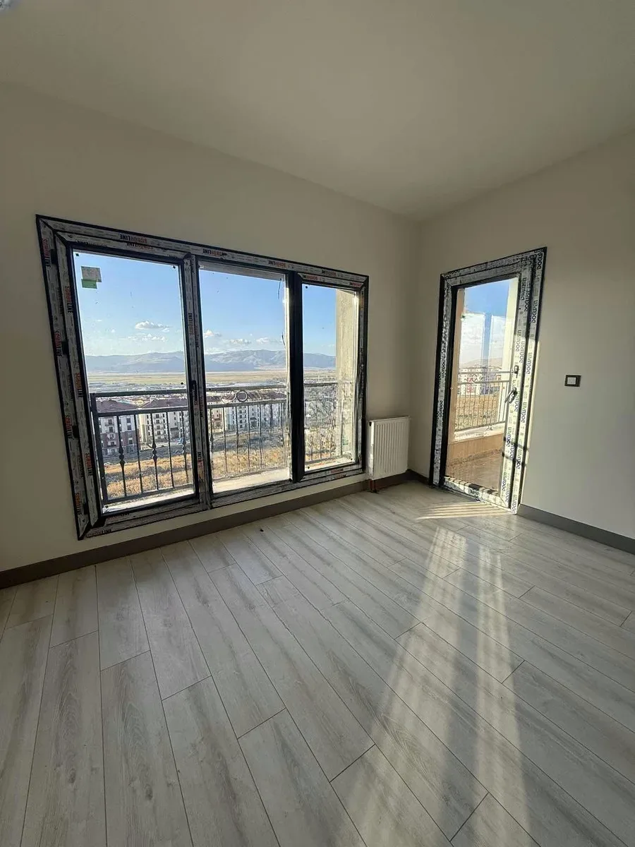 Yakutiye Terminal'da Yüksek Giriş Kat 130 m² 3+1 Kiralık Daire - Fotoğraf 10
