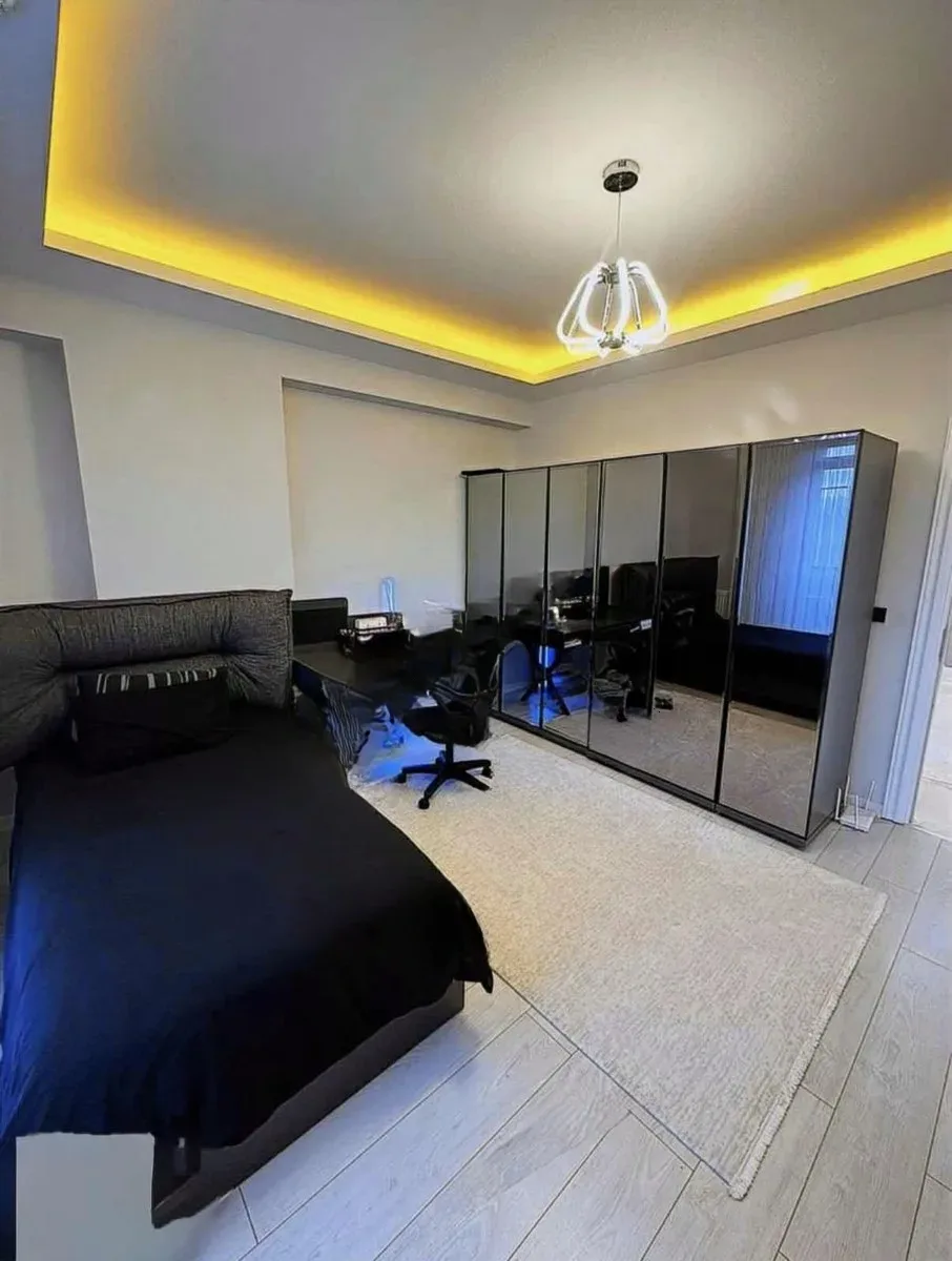 Aziziye Merkez'de 2 Yaşında 2. Kat 220 m² 4+1 Satılık Daire - Fotoğraf 11