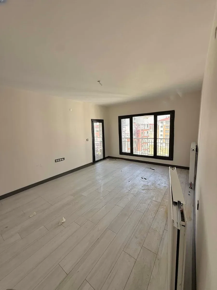 Aziziye Merkez'de 4. Kat 87 m² 2+1 Kiralık Daire