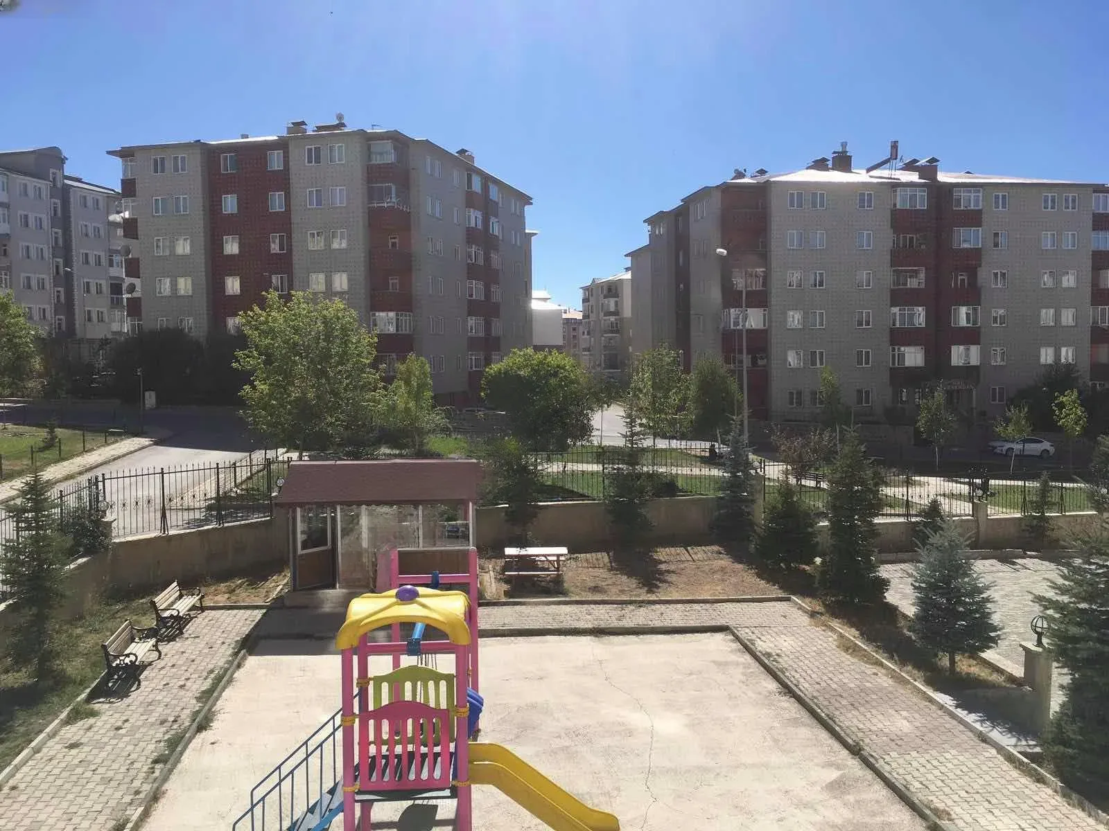 Palandöken Yunusemre'de 165 m² Kiralık Daire