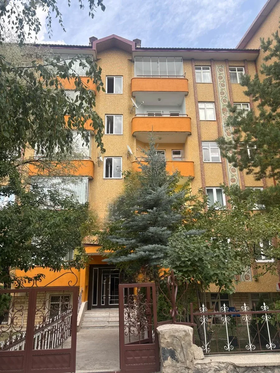 Palandöken Hüseyin Avni Ulaş'ta 160 m² Kiralık Daire - 1