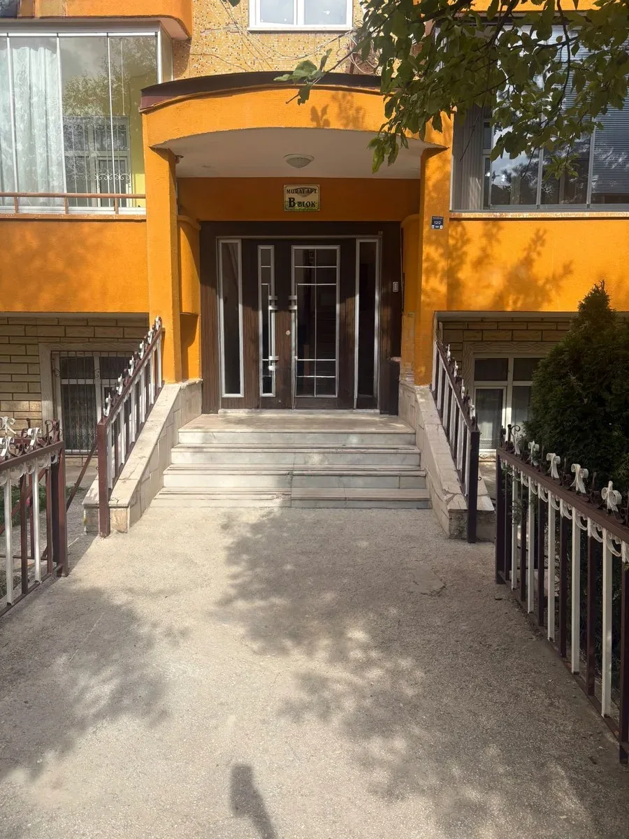 Palandöken Hüseyin Avni Ulaş'ta 160 m² Kiralık Daire - 2