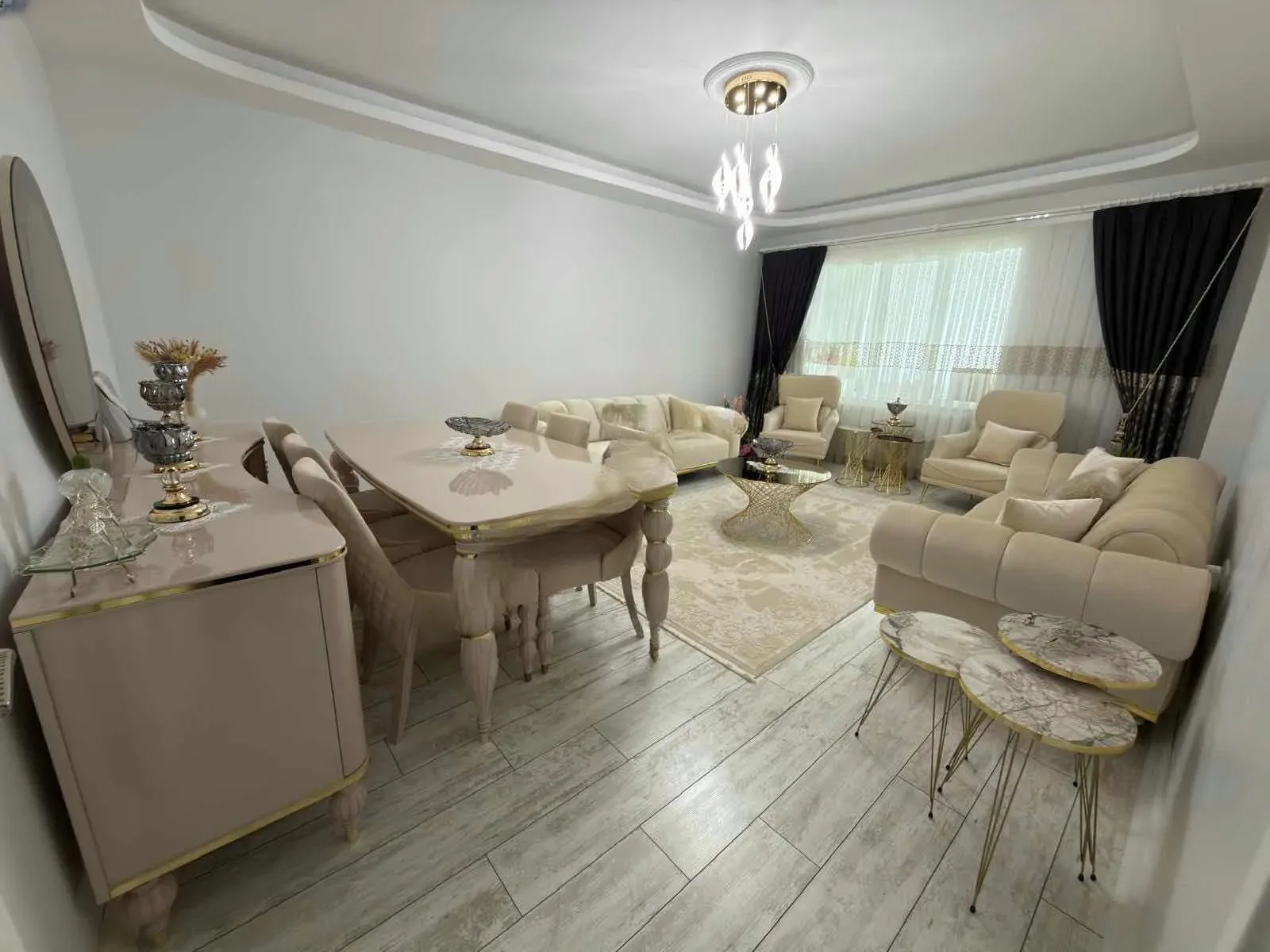 Aziziye Merkez'de 155 m² Satılık Daire