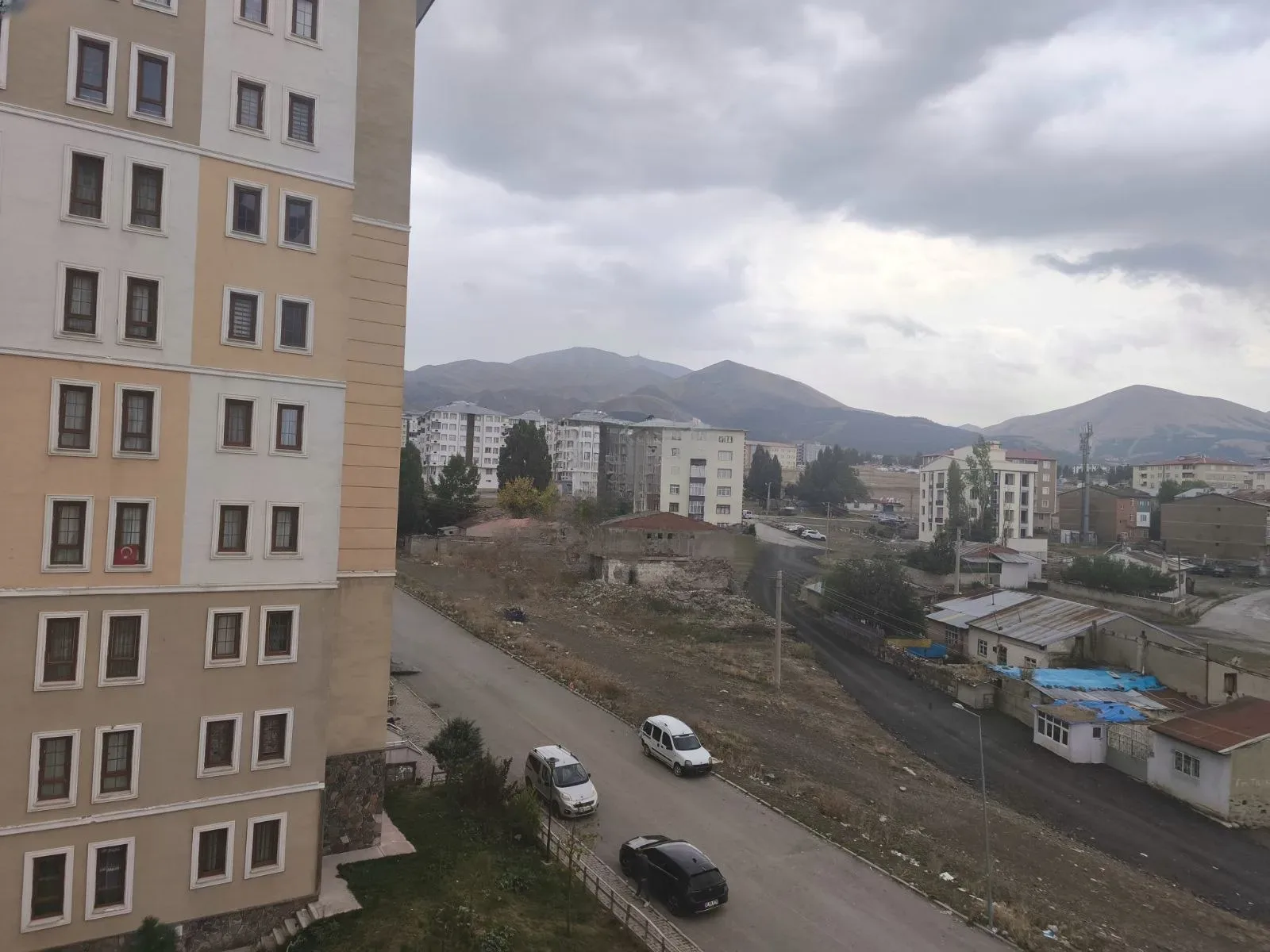 Palandöken Abdurrahman Gazi'de 75 m² Satılık Daire