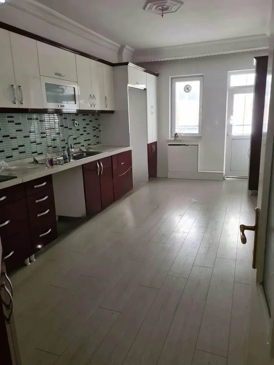 Yakutiye Lalapaşa'da 210 m² Satılık Daire