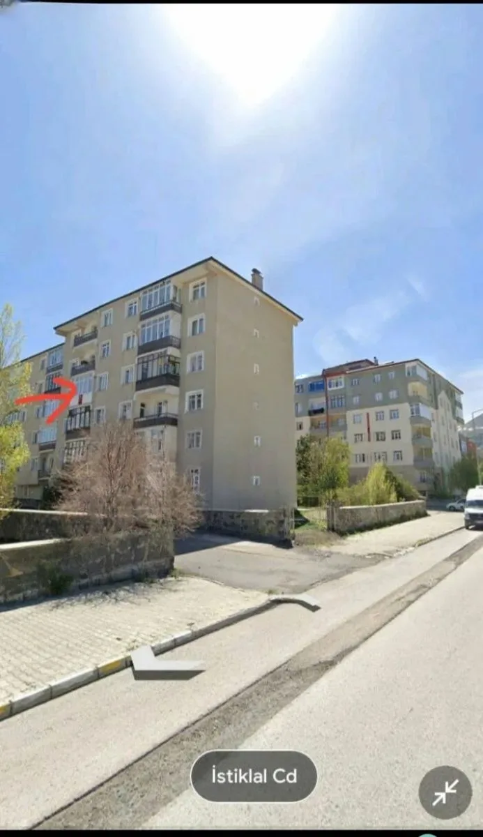 Palandöken Adnan Menderes'te 130 m² Satılık Daire