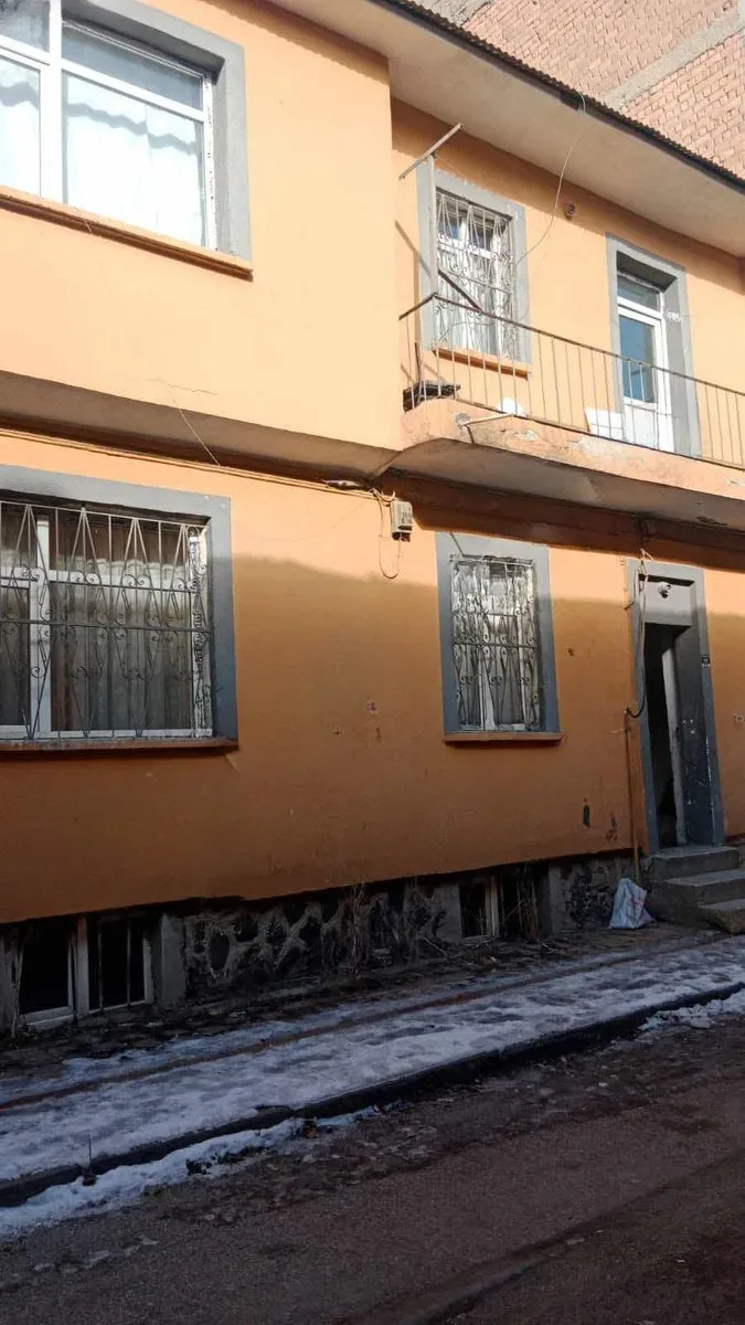 Yakutiye Lalapaşa'da Satılık Mülk - 2