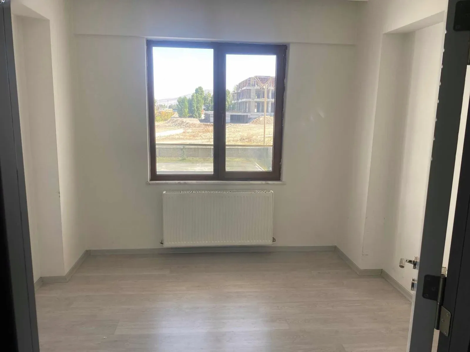 Palandöken Yunusemre'de 130 m² Kiralık Daire - Fotoğraf 12