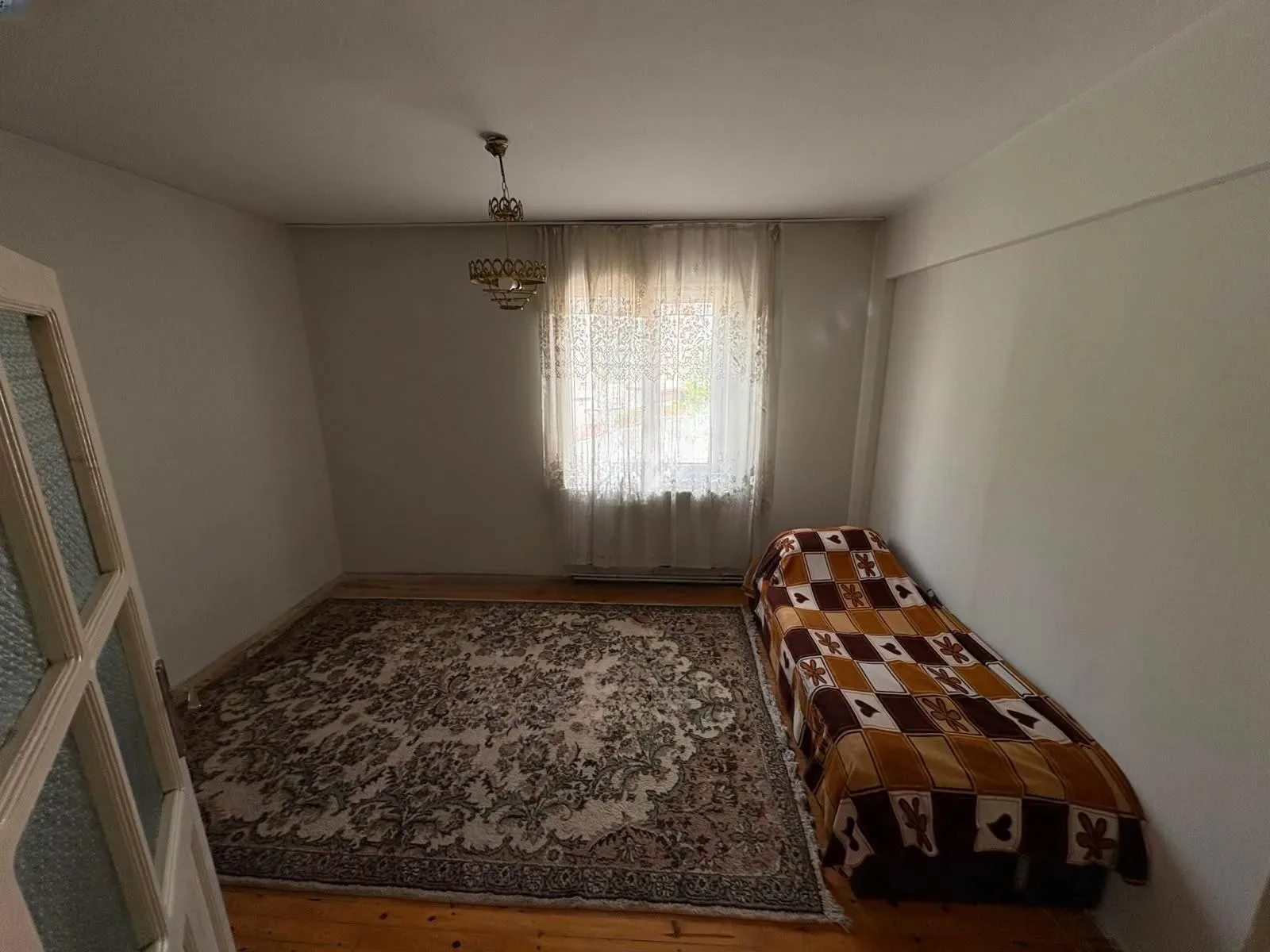 Yakutiye Lalapaşa'da 139 m² Kiralık Villa - Fotoğraf 8