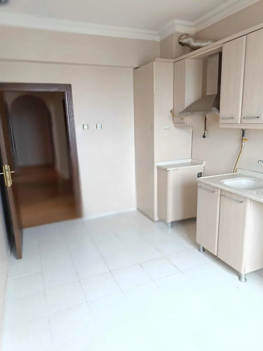 Palandöken Yunusemre'de 160 m² Satılık Daire - Fotoğraf 18