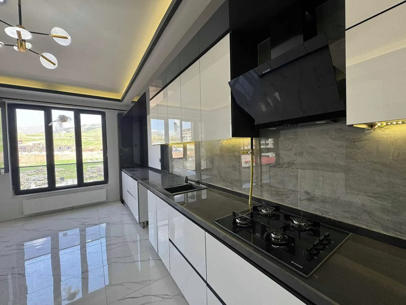 Palandöken Müftü Solakzade'de 192 m² Satılık Daire - 2