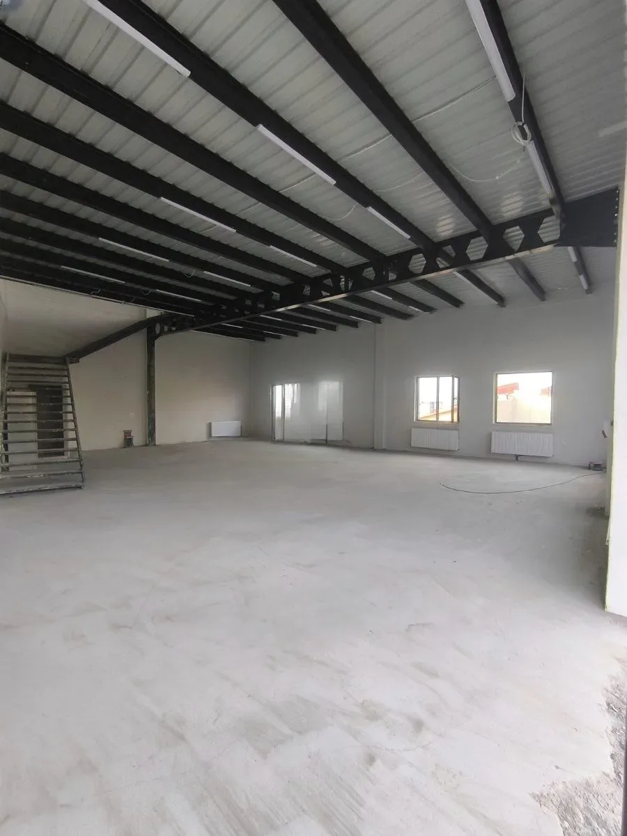 Yakutiye Terminal'da 355 m² Satılık İş Yeri - 4