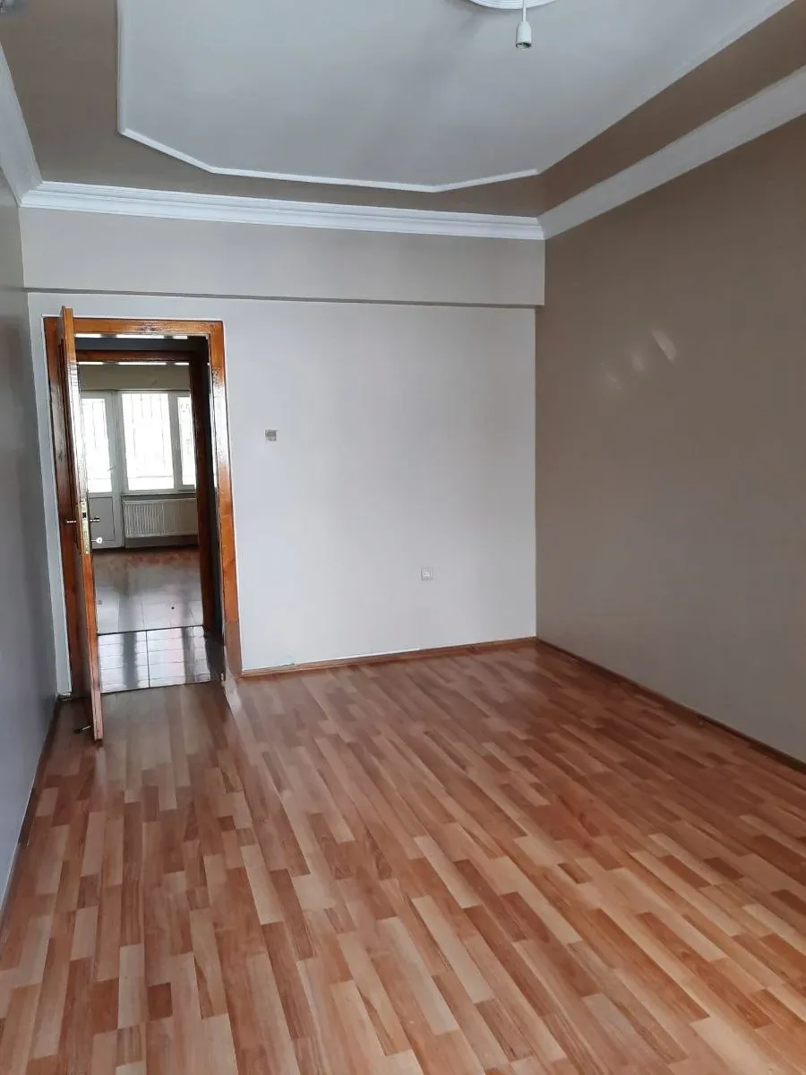 Yakutiye Lalapaşa'da 200 m² Kiralık Daire - Fotoğraf 6
