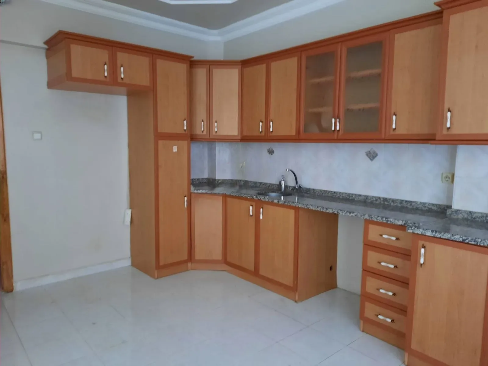 Yakutiye Lalapaşa'da 200 m² Kiralık Daire - Fotoğraf 9