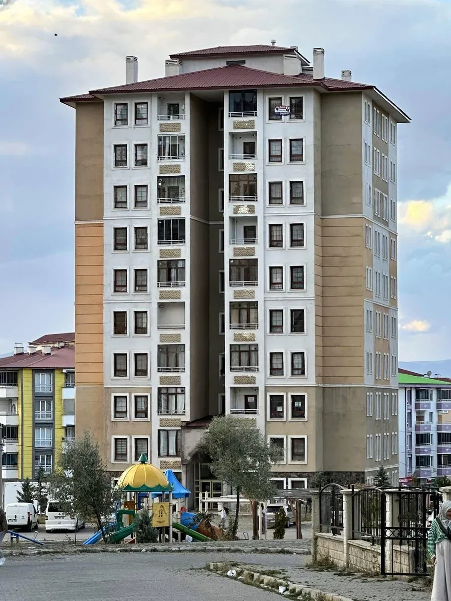 Palandöken Abdurrahman Gazi'de 90 m² Kiralık Daire - 1
