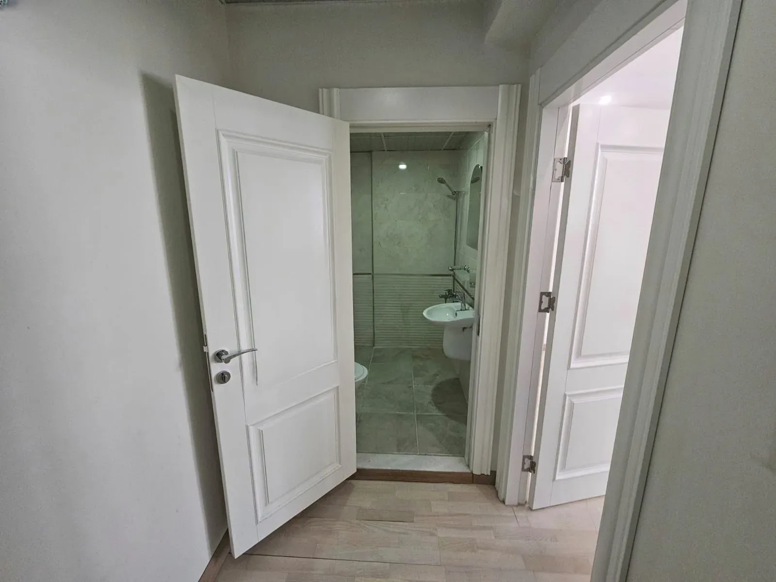Palandöken Hüseyin Avni Ulaş'ta 175 m² Satılık Daire - Fotoğraf 8