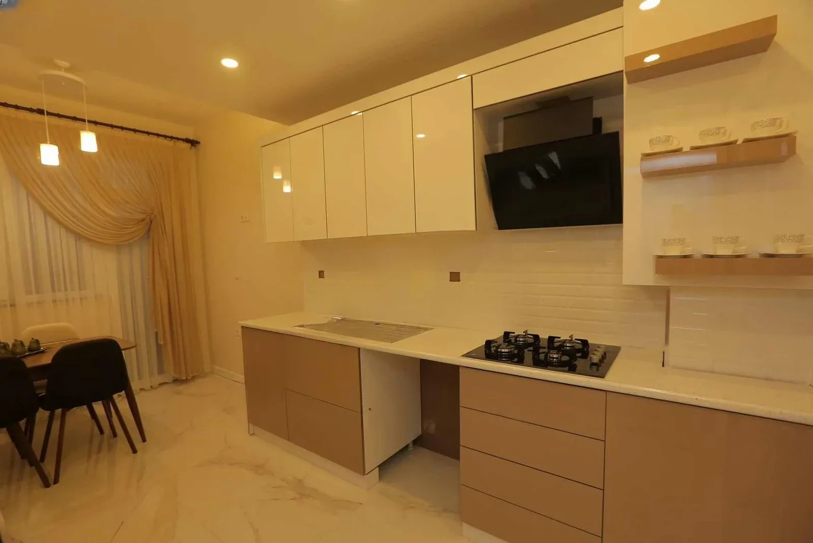 Yakutiye Lalapaşa'da 157 m² Kiralık Daire - 1