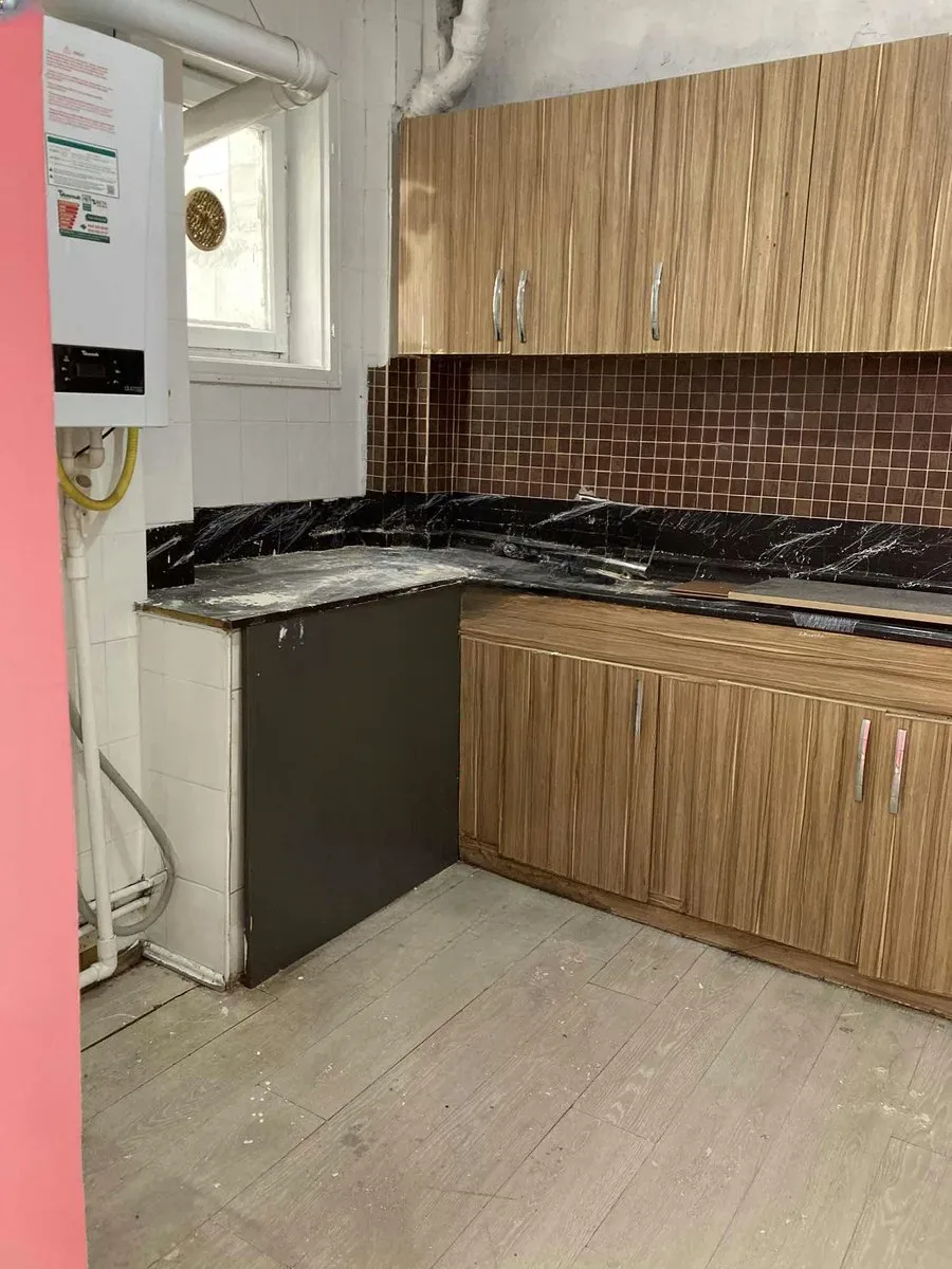 Yakutiye Lalapaşa'da 90 m² Kiralık İş Yeri - 2