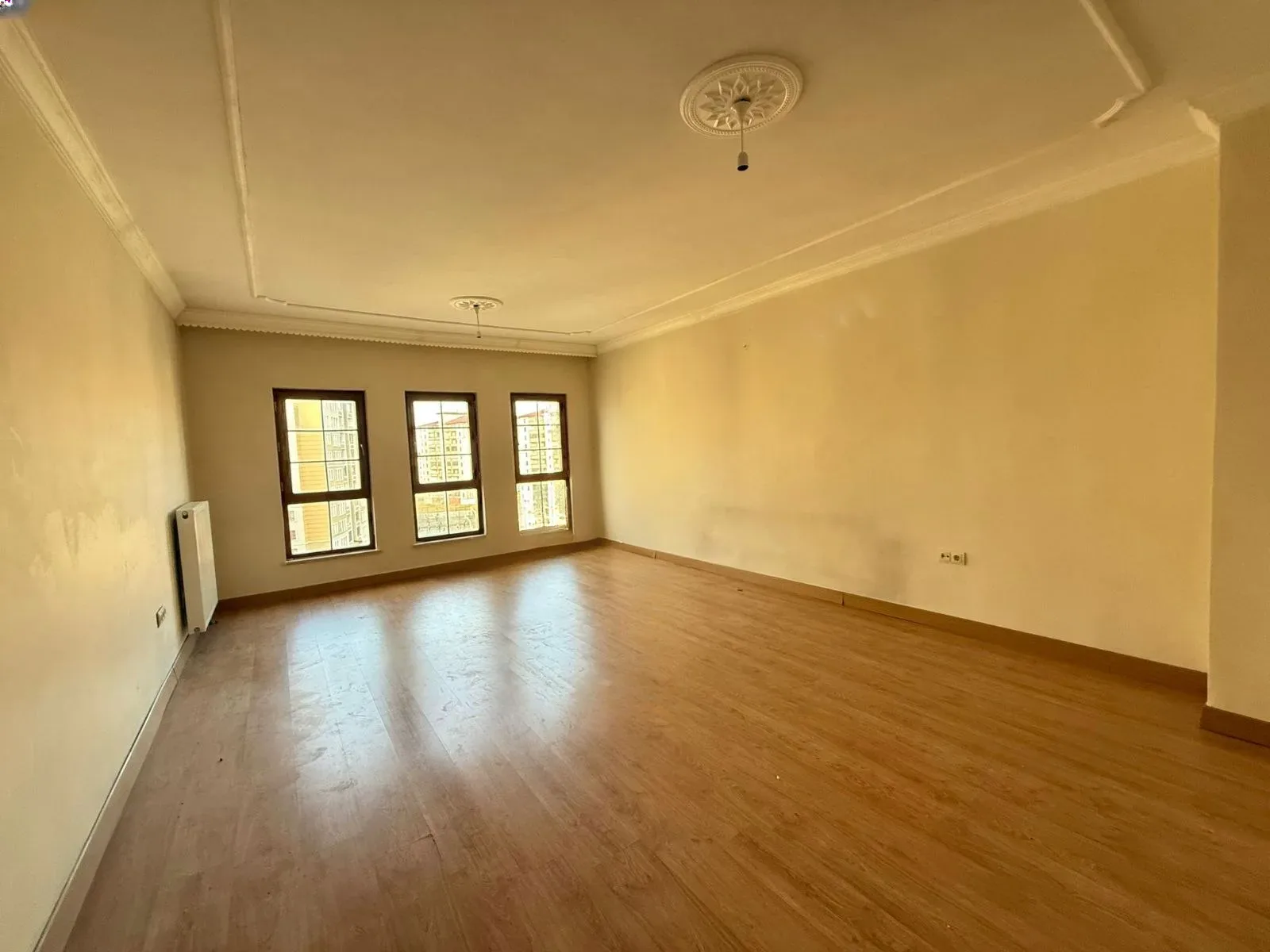 Palandöken Abdurrahman Gazi'de 140 m² Kiralık Daire - 1
