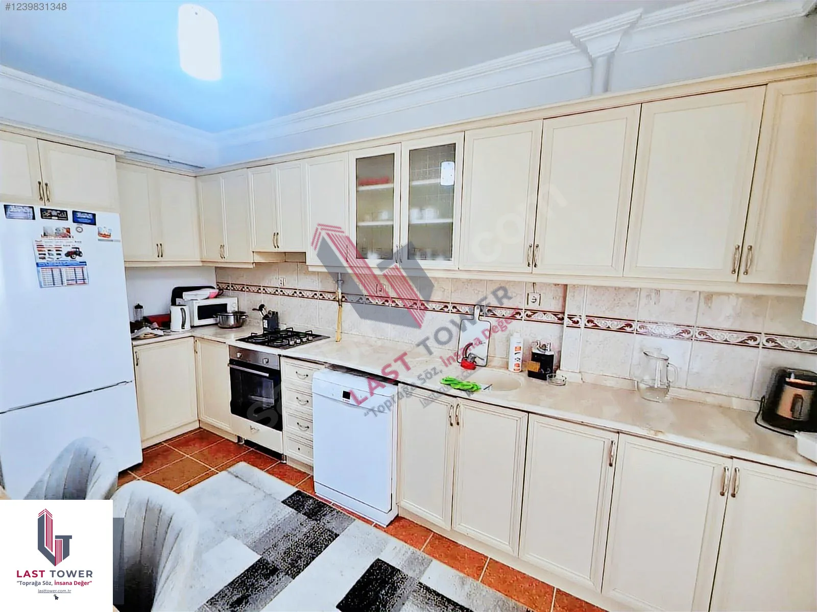 ERZURUM SATILIK ASANSÖRLÜ 3+1 DAİRE 140M² YAKUTIYE - Fotoğraf 8