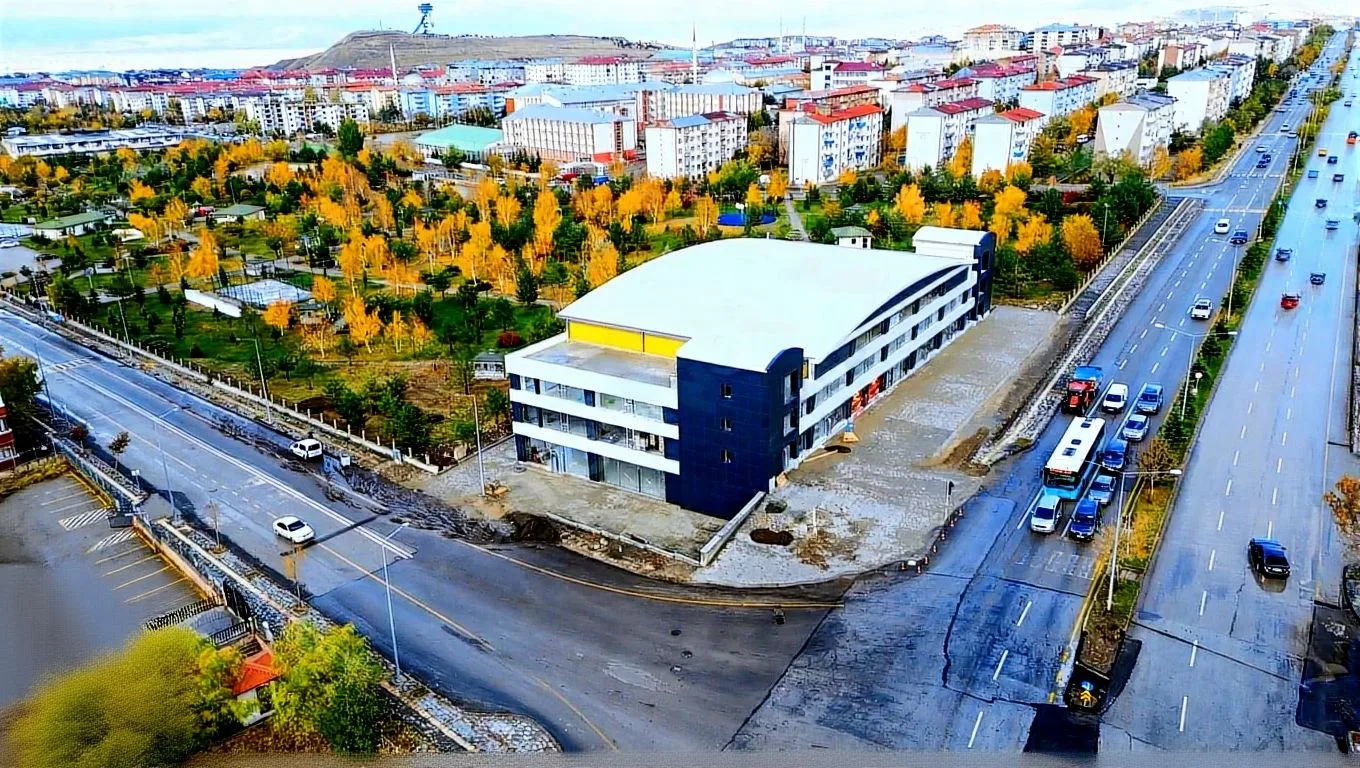 ERZURUM KİRALIK İŞYERİ 1611M² PALANDÖKEN-ÇATI KATI TAMAMI