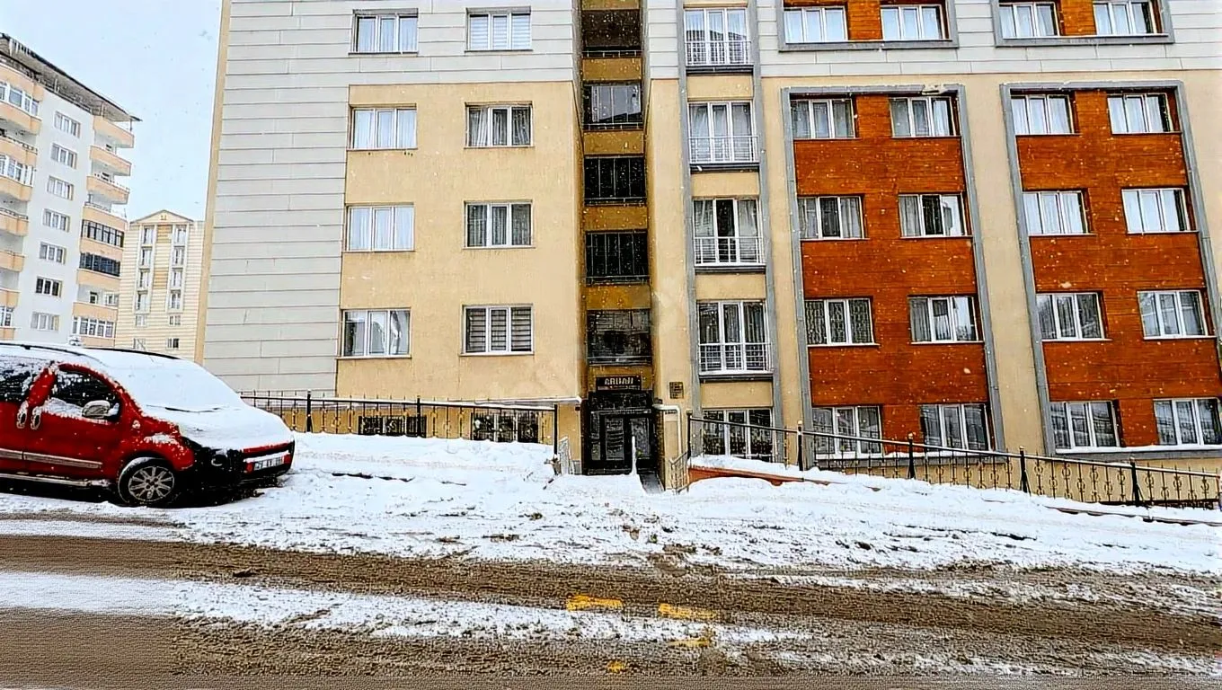 140M² ERZURUM KİRALIK 3+1 DAİRE YAKUTIYE MERKEZİ ISITMALI - Fotoğraf 40