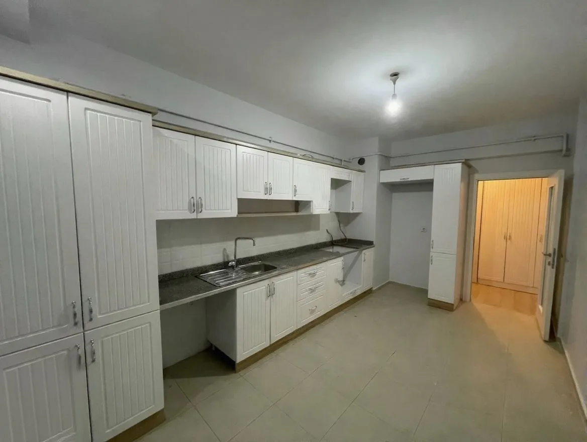 ERZURUM YAKUTIYE KİRALIK 3+1 DAİRE 138M² MERKEZİ ISITMALI - Fotoğraf 6