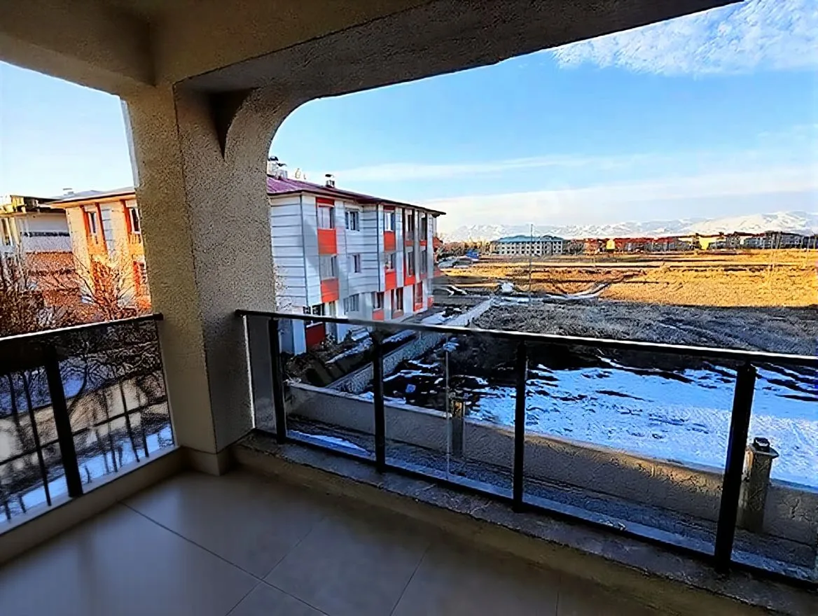 ERZURUM KİRALIK 1+1 DAİRE | AZIZIYE 52M² SIFIR