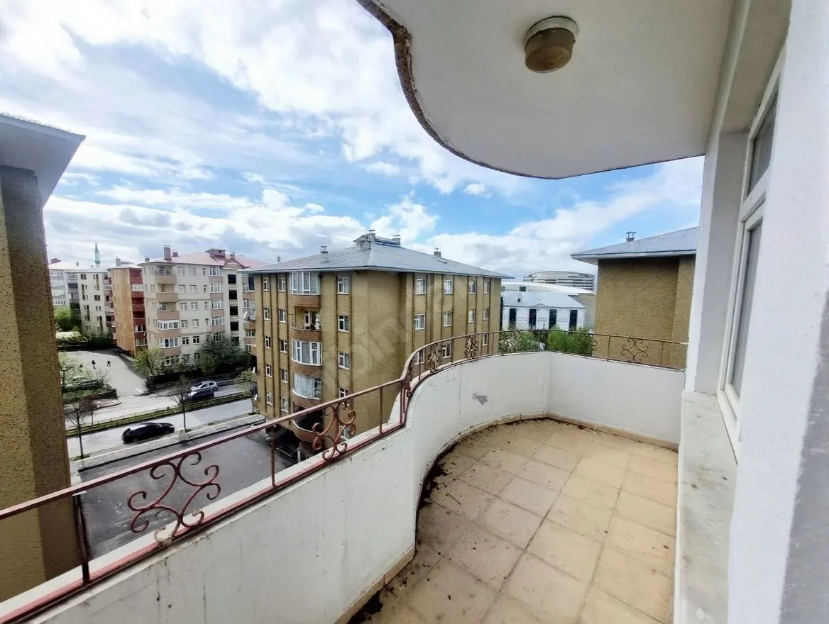 ERZURUM PALANDÖKEN KİRALIK 4+1 DAİRE ★ 185M² ASANSÖRLÜ - Fotoğraf 9