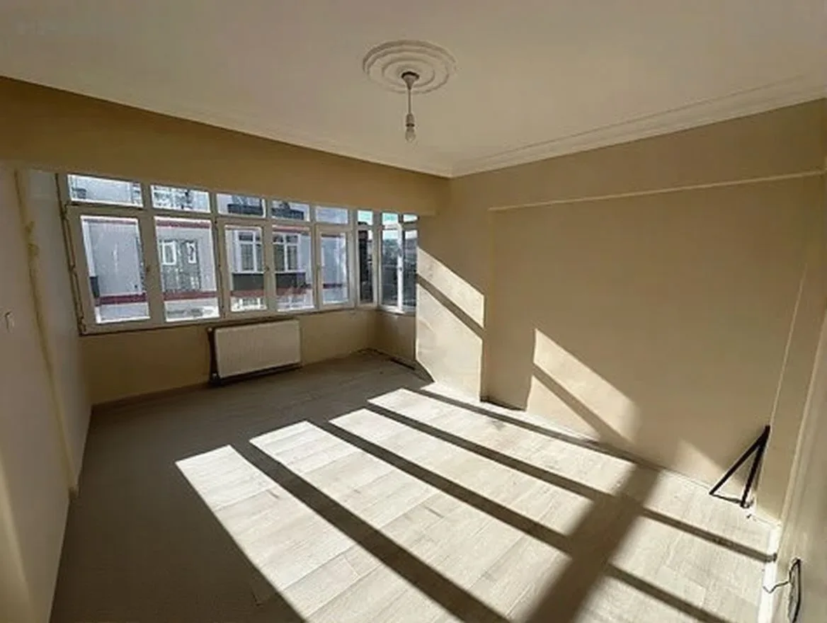 100M² ERZURUM KİRALIK 2+0 DAİRE AZIZIYE SİTE İÇİ