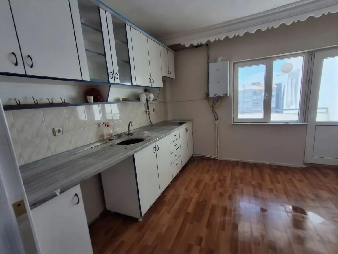 ERZURUM KİRALIK 3+1 DAİRE 145M² YAKUTIYE ARA/7