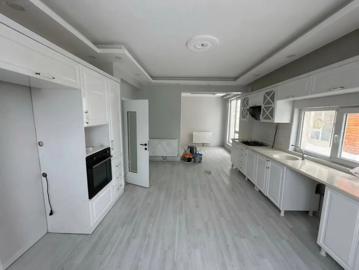 ERZURUM KİRALIK 5+1 VİLLA 200M² AZIZIYE