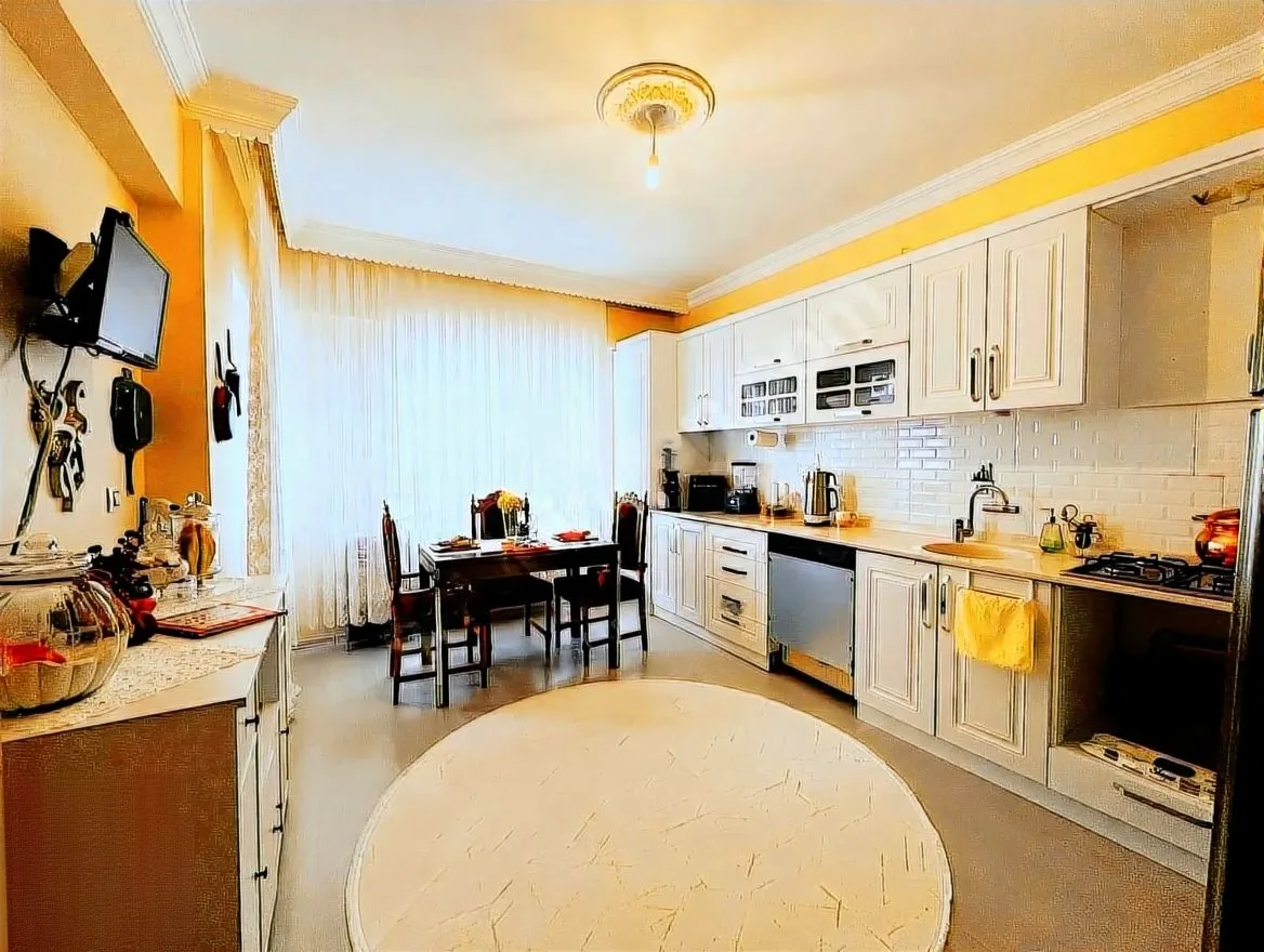 ERZURUM KİRALIK MERKEZİ ISITMALI 3+1 DAİRE | 148M² PALANDÖKEN - Fotoğraf 4