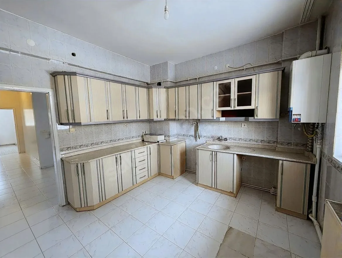 ERZURUM PALANDÖKEN KİRALIK 4+1 DAİRE HÜSEYIN AVNI ULAŞ MH. 170M²