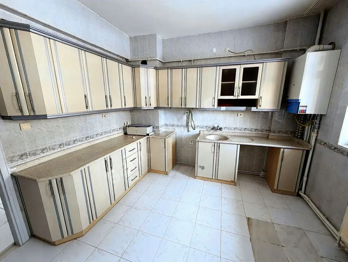 ERZURUM PALANDÖKEN KİRALIK 4+1 DAİRE HÜSEYIN AVNI ULAŞ MH. 170M²