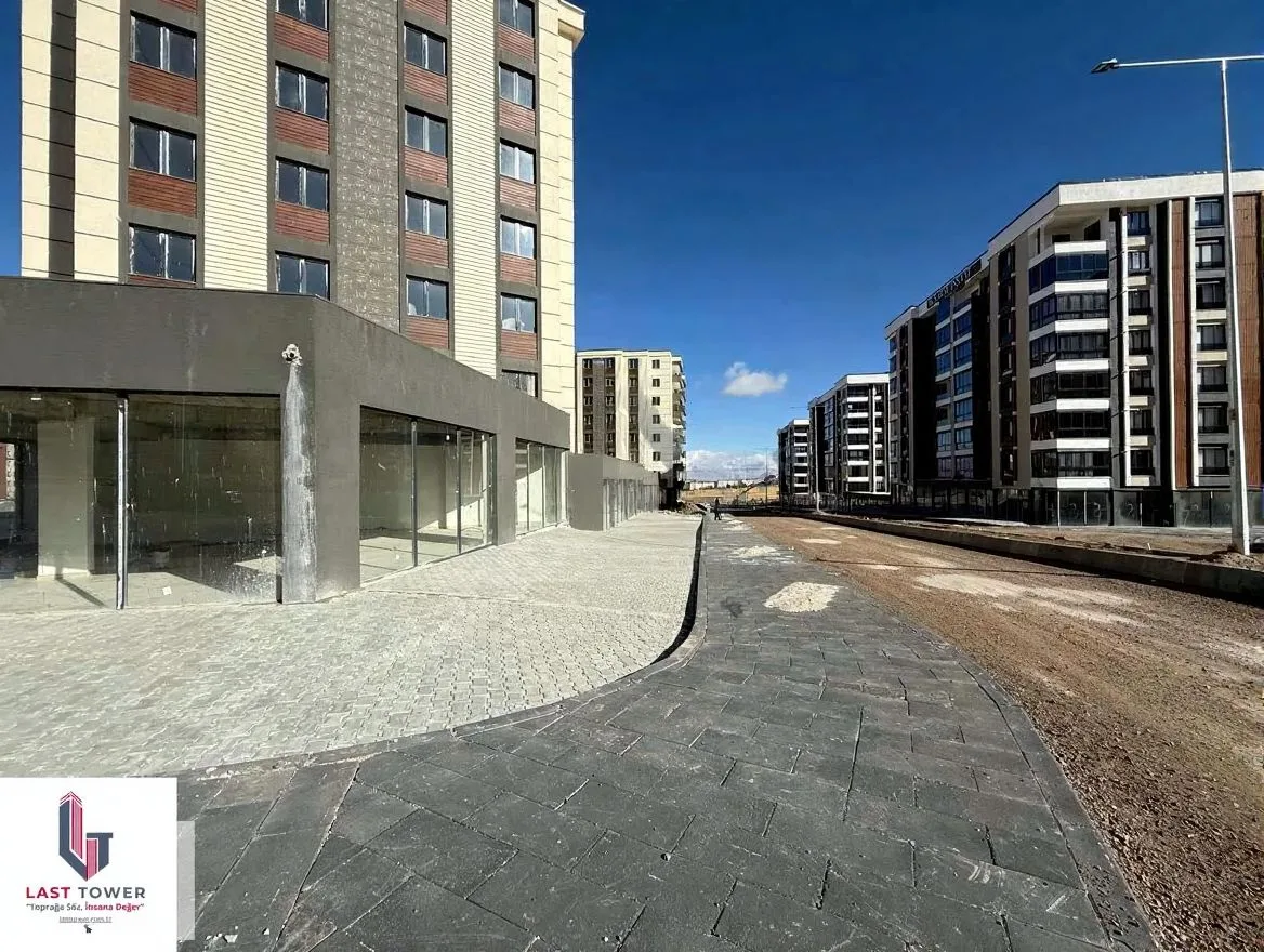 ERZURUM PALANDÖKEN MÜFTÜ SOLAKZADE MH. KİRALIK DÜKKAN 200M²