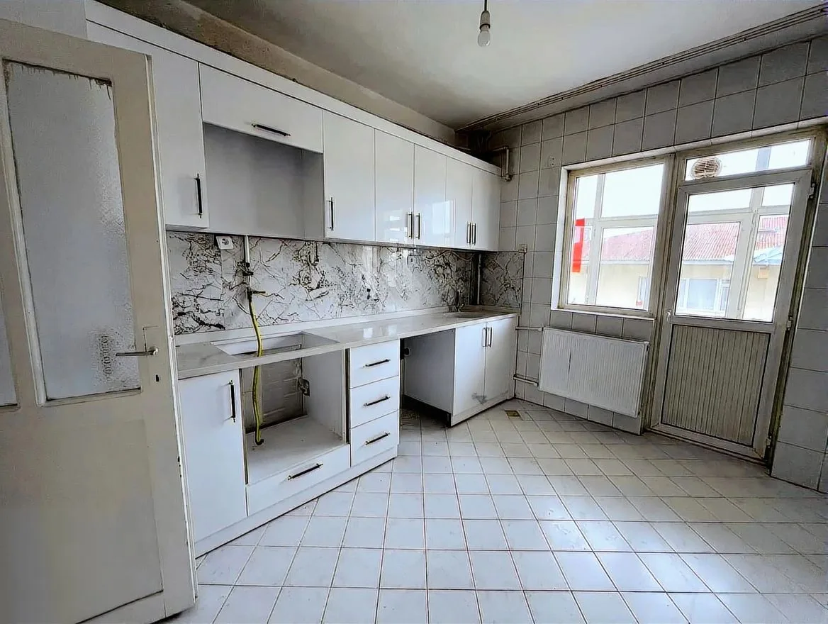 ERZURUM KİRALIK 3+1 DAİRE | PALANDÖKEN 120M² MERKEZİ ISITMALI