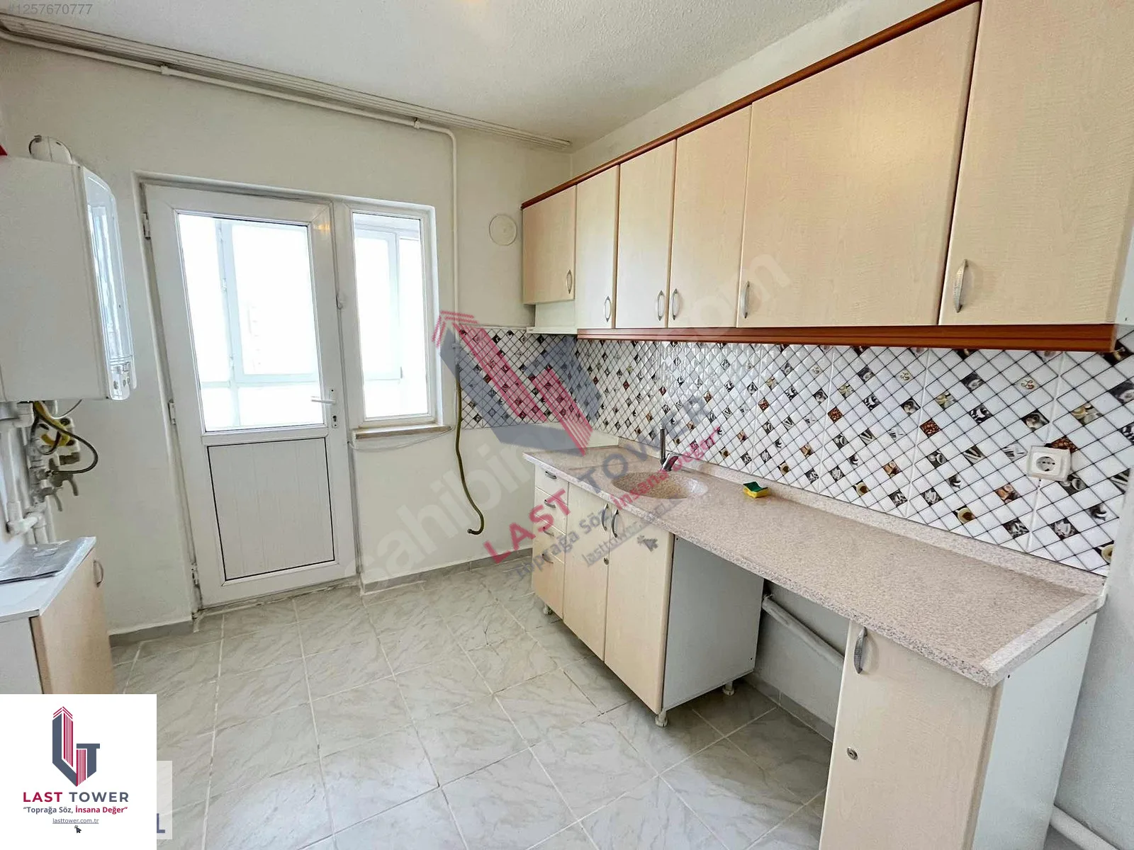 ERZURUM KİRALIK MERKEZİ ISITMALI 3+1 DAİRE | 120M² PALANDÖKEN - Fotoğraf 11