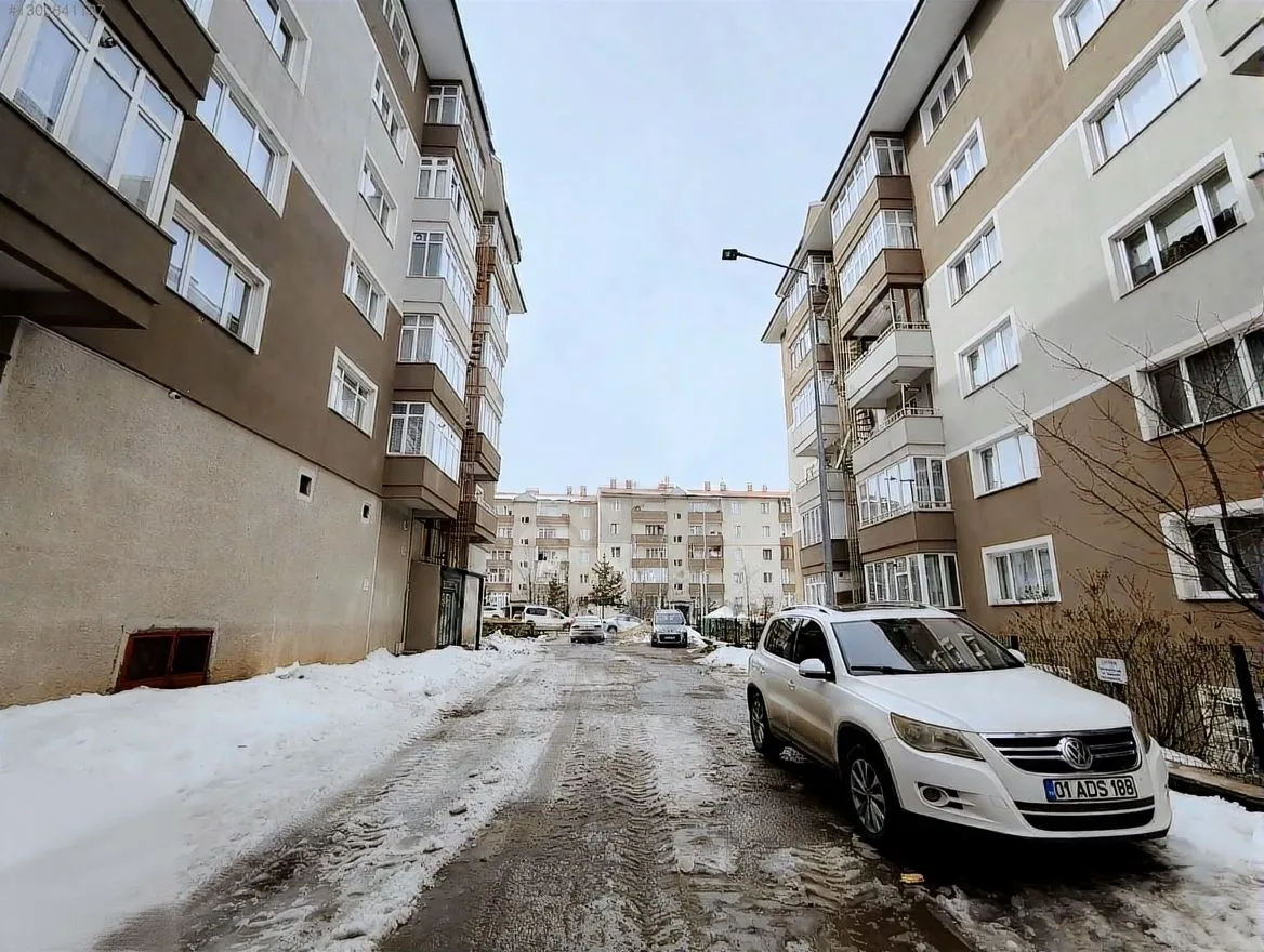 ERZURUM PALANDÖKEN KİRALIK 3+1 DAİRE 150M² SİTE İÇİ - Fotoğraf 27