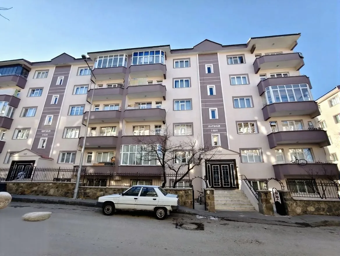 ERZURUM KİRALIK MERKEZİ ISITMALI 3+1 DAİRE 145M² PALANDÖKEN - Erzurum / Palandöken / Hüseyin Avni Ulaş Mh. Daire