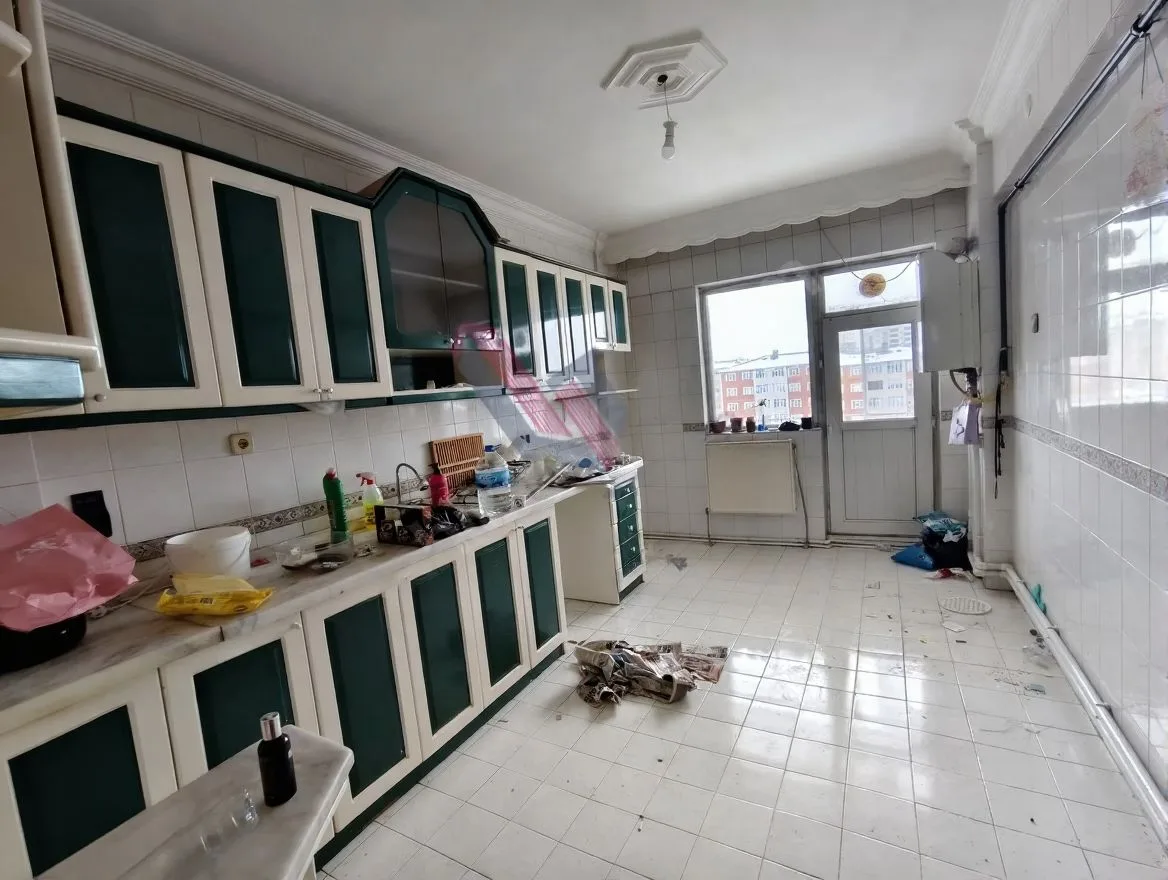 ERZURUM KİRALIK MERKEZİ ISITMALI 3+1 DAİRE 145M² PALANDÖKEN - Fotoğraf 4