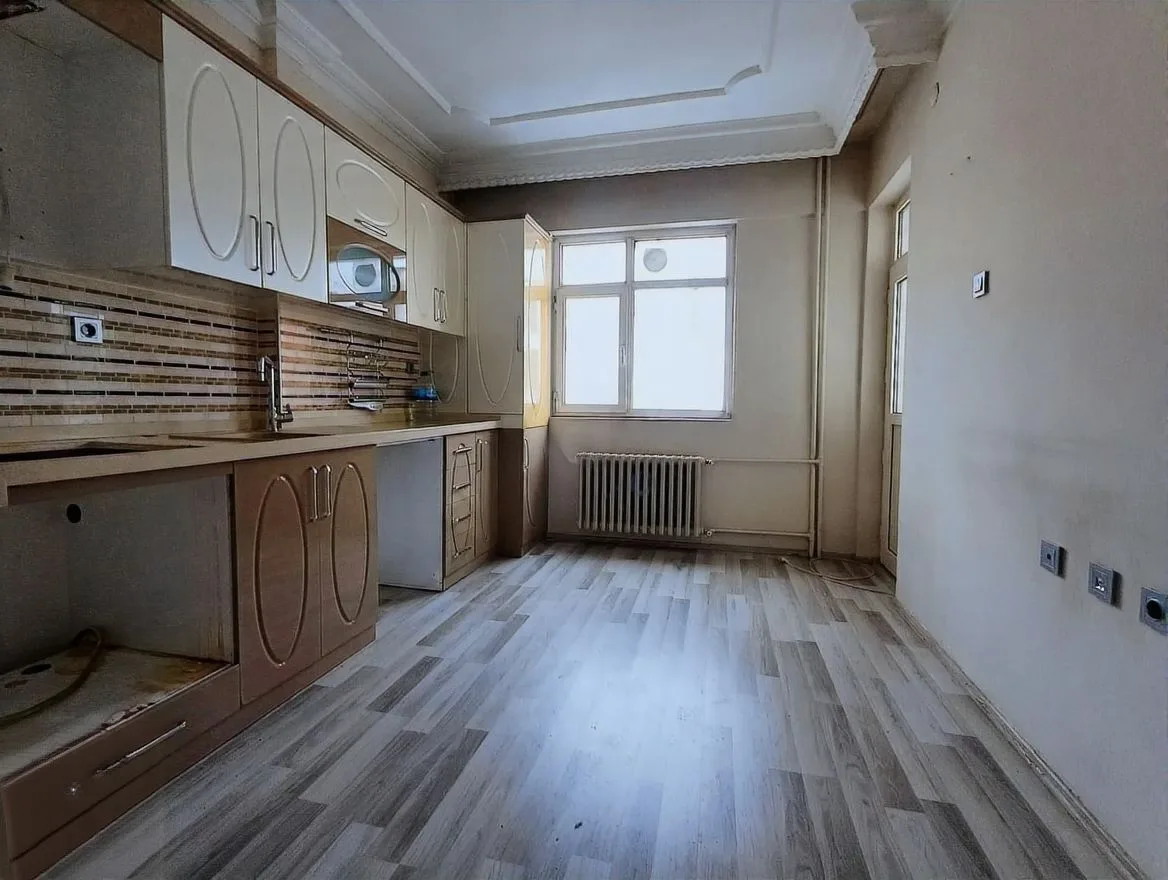 ERZURUM PALANDÖKEN KİRALIK 3+1 DAİRE 150M² MERKEZİ ISITMALI - Fotoğraf 7