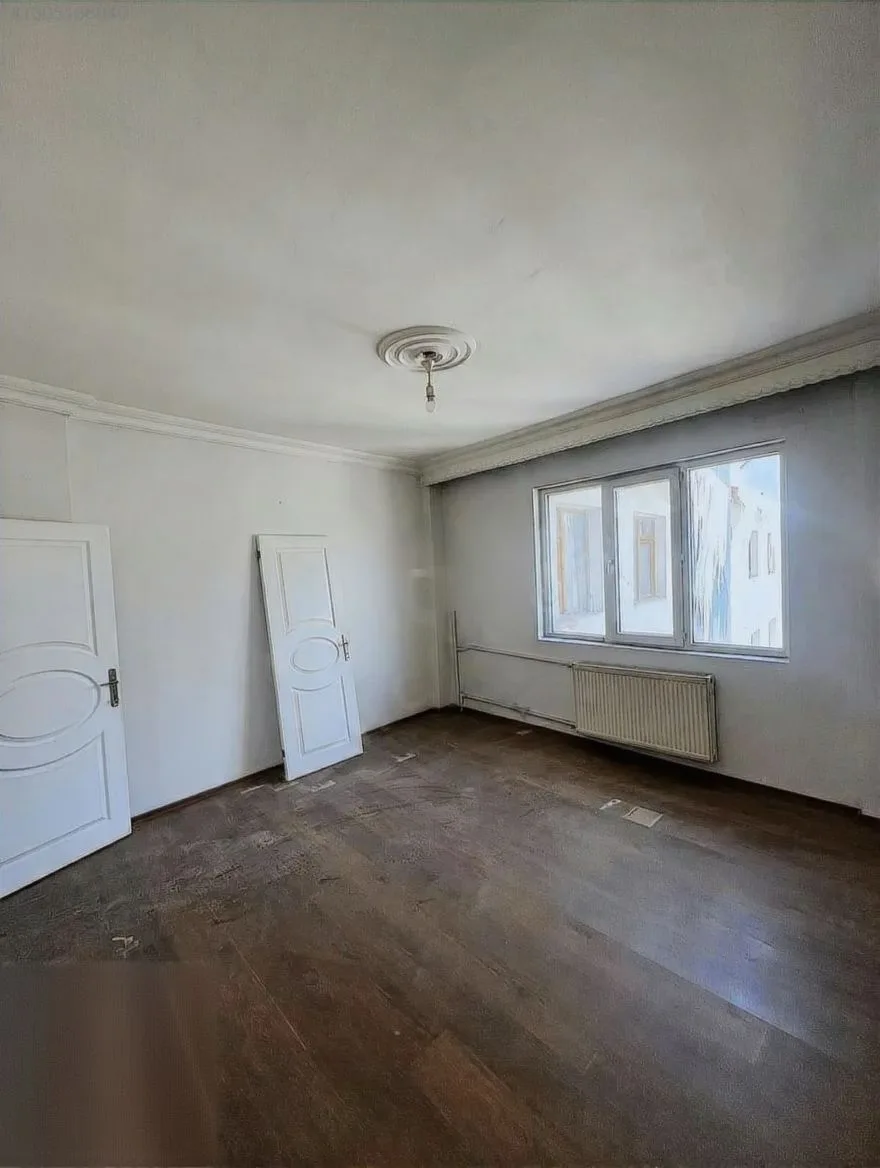 ERZURUM KİRALIK MERKEZİ ISITMALI 3+1 DAİRE | 130M² YAKUTIYE - Fotoğraf 9