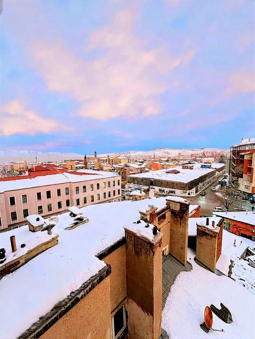 ERZURUM KİRALIK ASANSÖRLÜ 6+1 DUBLEKS 300M² YAKUTIYE - Fotoğraf 19