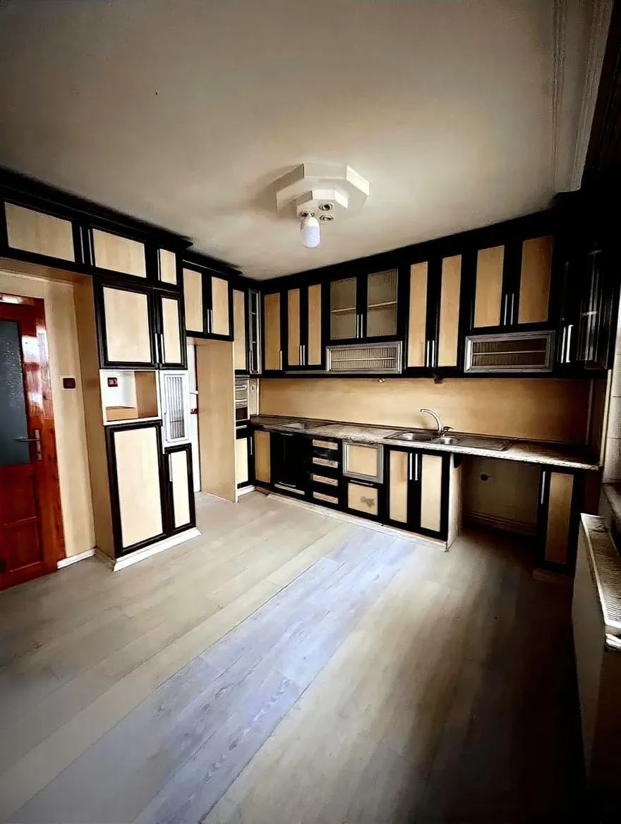 ERZURUM KİRALIK ASANSÖRLÜ 6+1 DUBLEKS 300M² YAKUTIYE - Fotoğraf 2