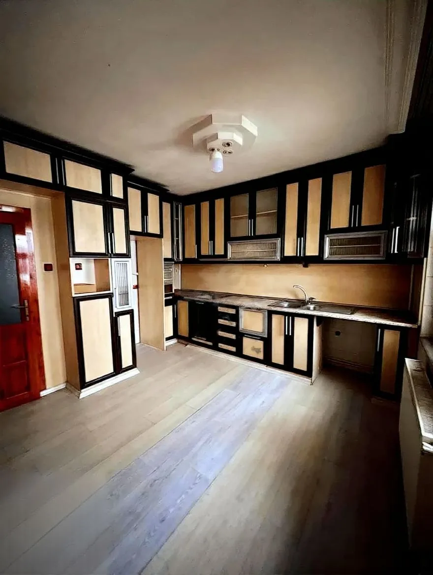 ERZURUM KİRALIK ASANSÖRLÜ 6+1 DUBLEKS 300M² YAKUTIYE - Fotoğraf 3