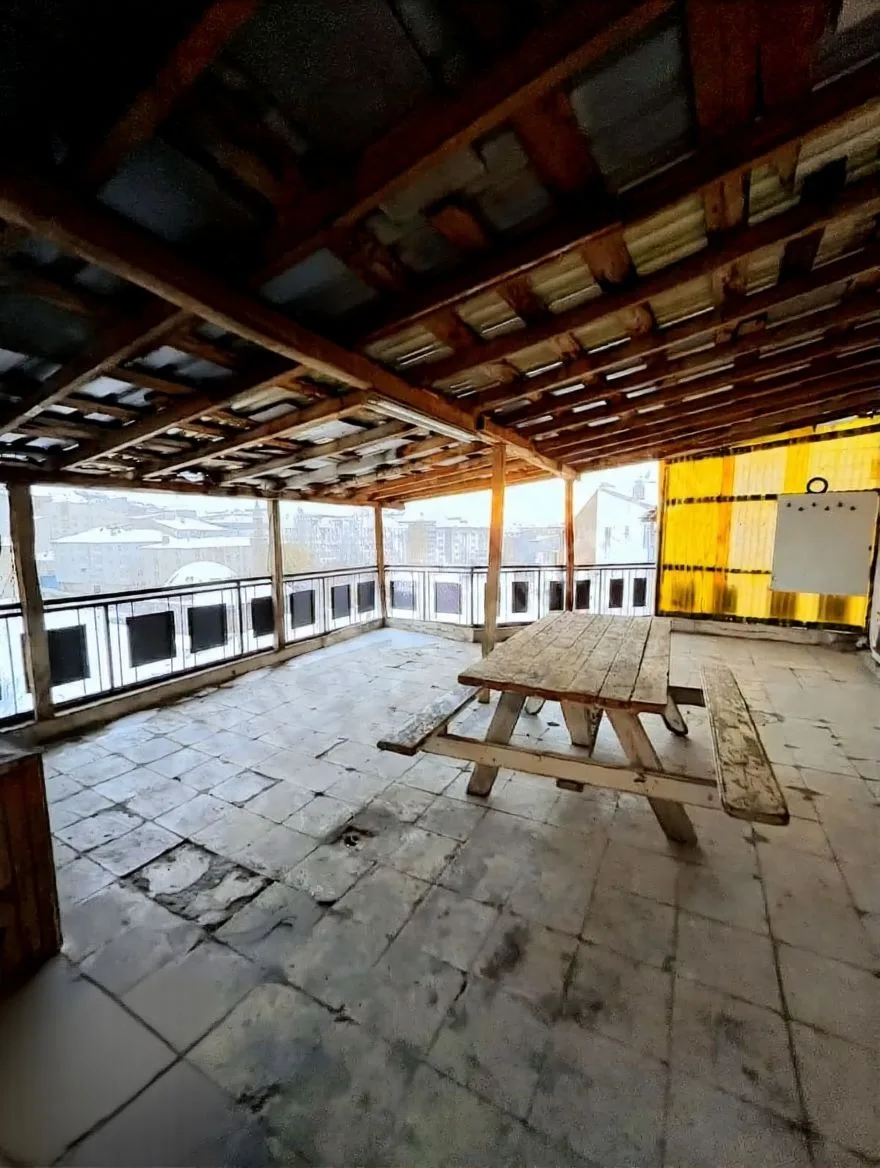 ERZURUM KİRALIK ASANSÖRLÜ 6+1 DUBLEKS 300M² YAKUTIYE - Fotoğraf 40