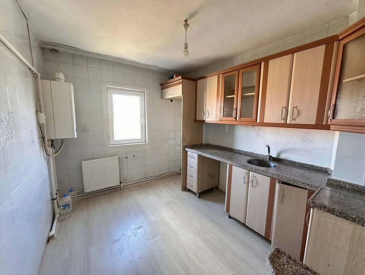 ERZURUM AZIZIYE KİRALIK 3+1 DAİRE SELÇUKLU MH. 130M² - Erzurum / Aziziye / Selçuklu Mh. Daire