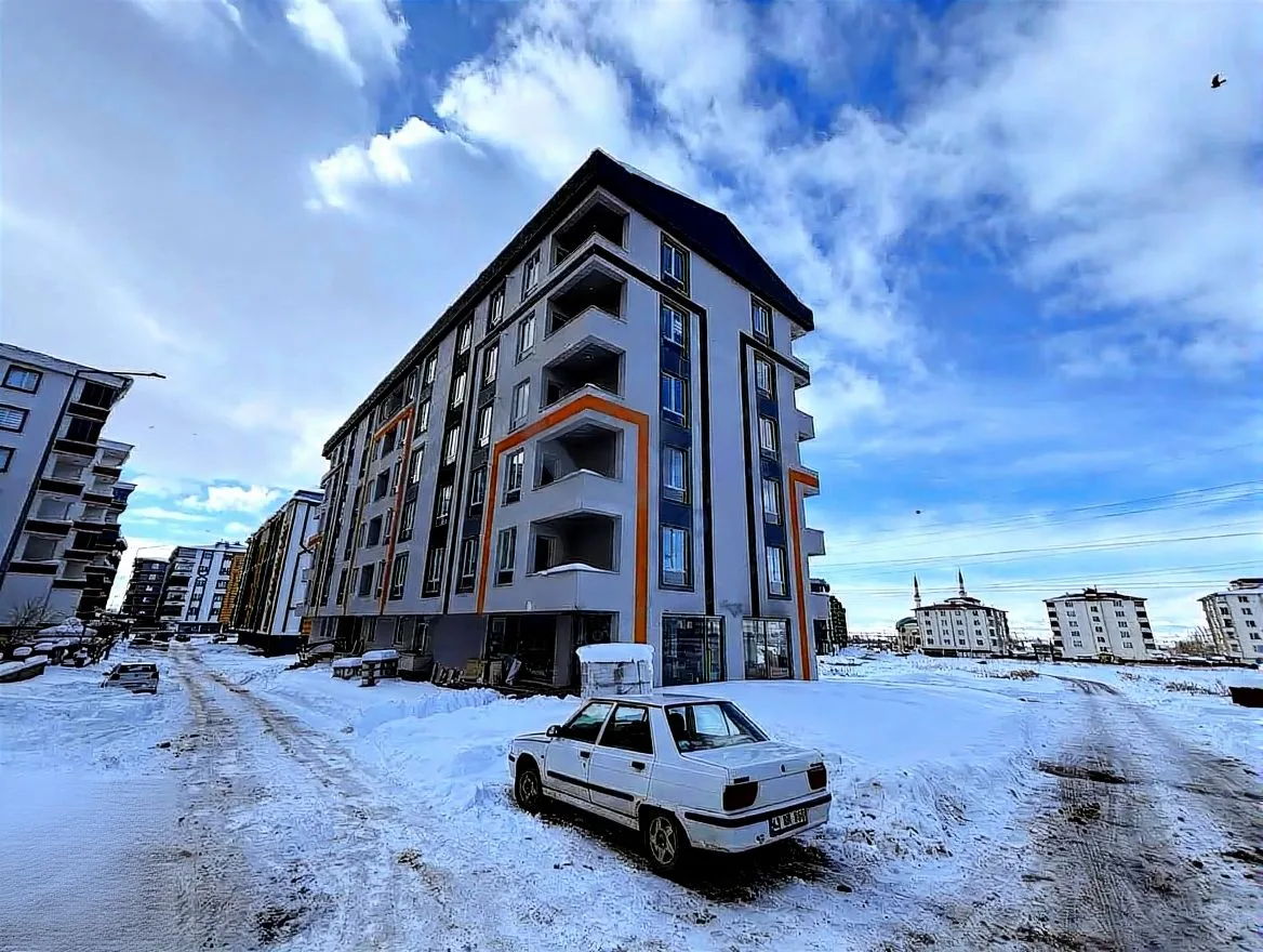 ERZURUM YAKUTIYE KİRALIK 2+1 DAİRE 90M² SIFIR - 1